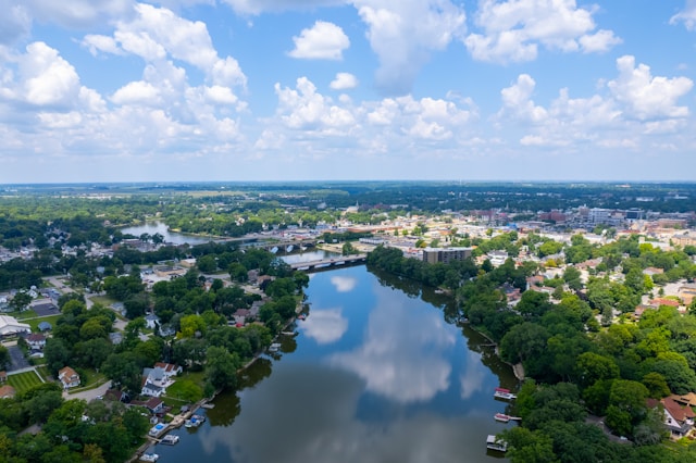 A Changing Landscape - The Future of Environmental Ploicies in Illinois