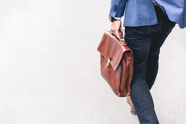 Illinois Faces Economic Shifts - What Business Owners Need to Know