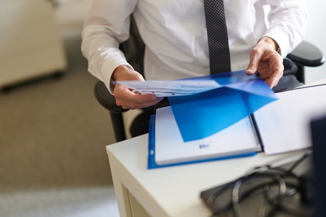 Navigating Public Affairs in Illinois - Key Issues Shaping the State's Future